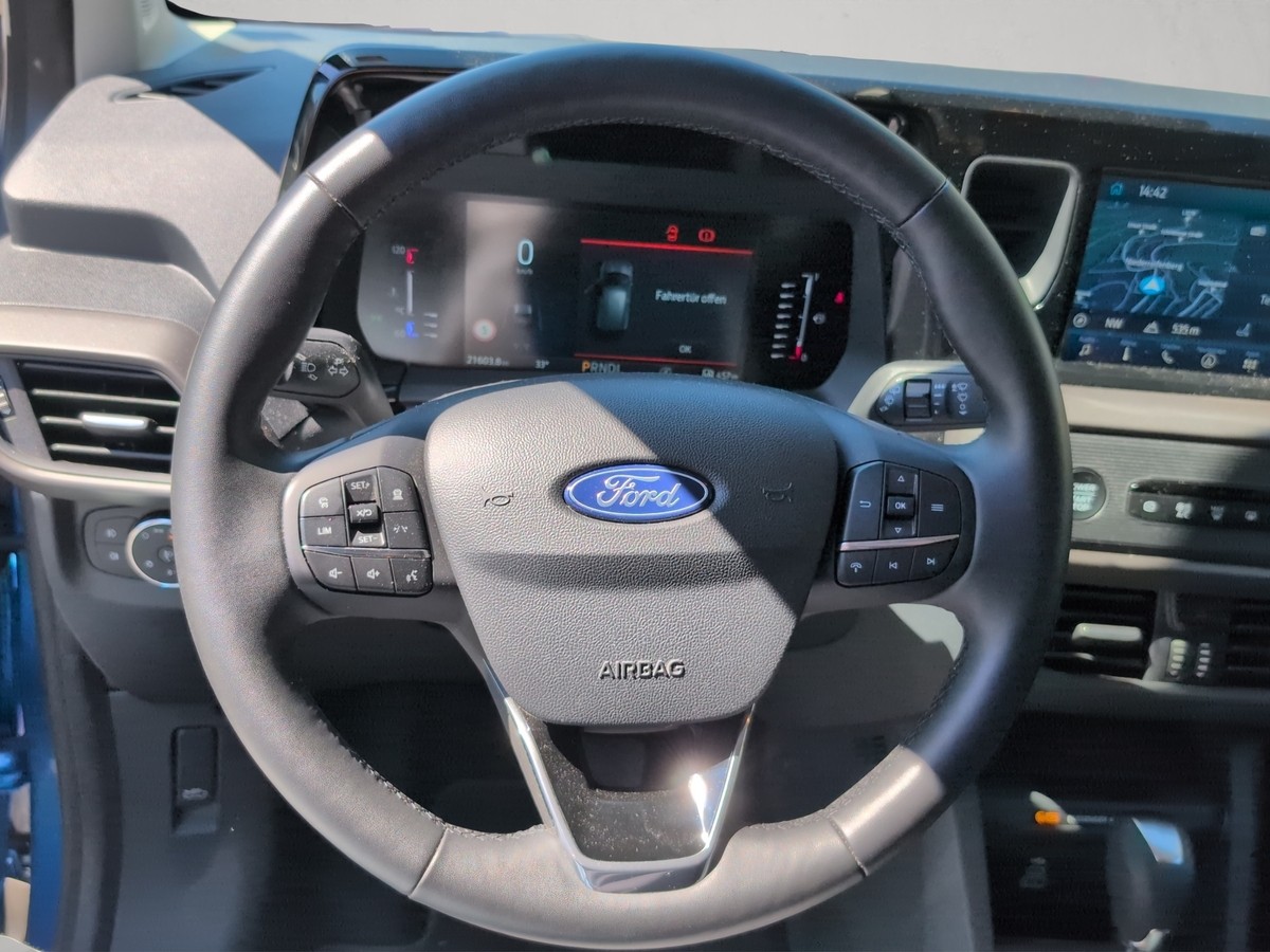 Ford Tourneo Courier Titanium