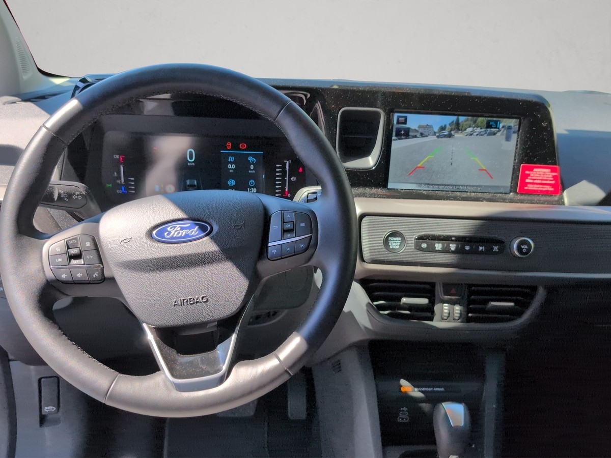 Ford Tourneo Courier Titanium