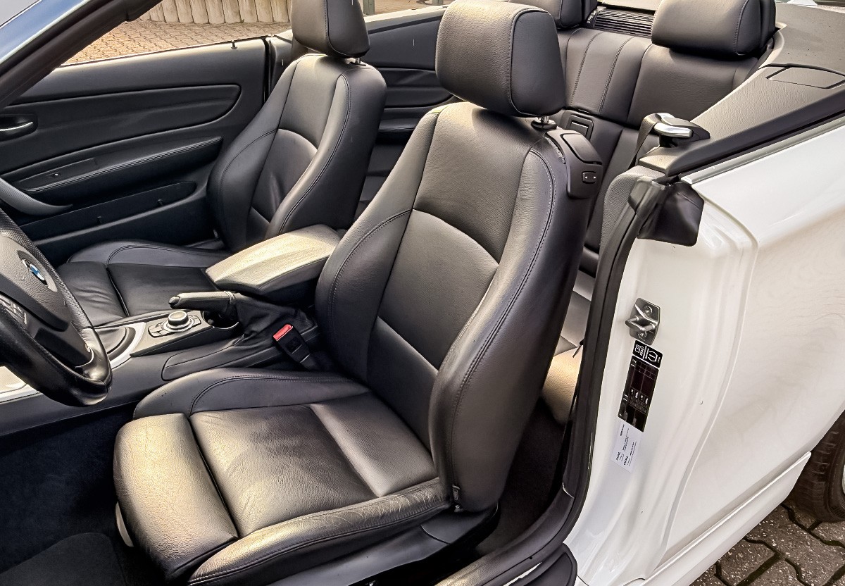 BMW 123d Cabrio LCI Aut M Sport Paket Harman Kardon