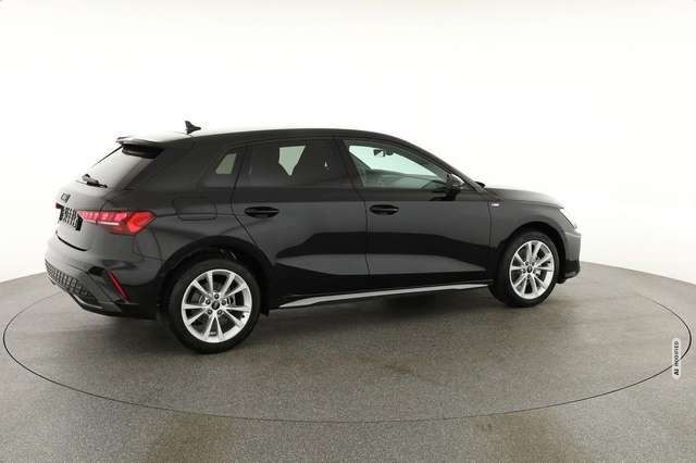 Audi A3 Sportback 35 TFSI S-tronic S-LINE, AHK, Matrix, Na