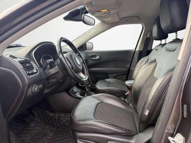 Jeep Compass 1.4 Limited 4WD AUTOMATIK / NAVI / AHK / ACC