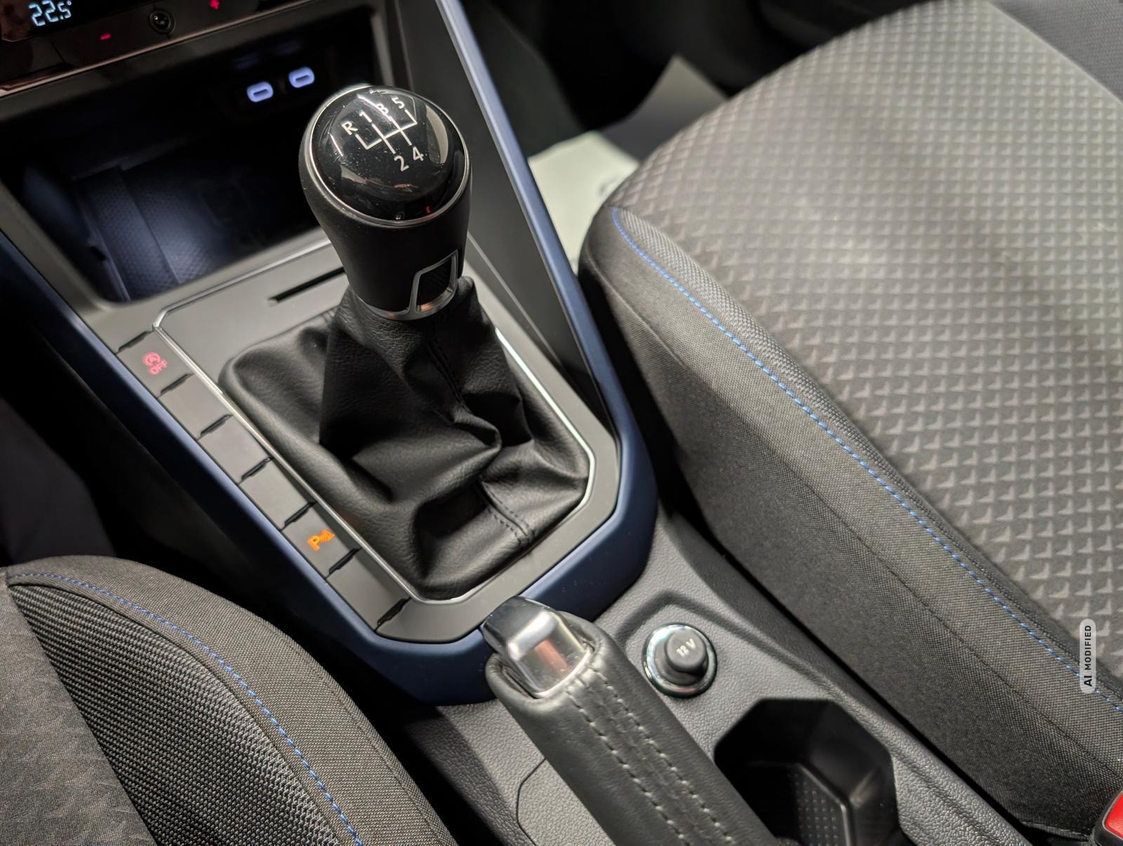 Volkswagen Polo United Navi/App-C./DAB/SHZ/PDC/Limiter/16LM
