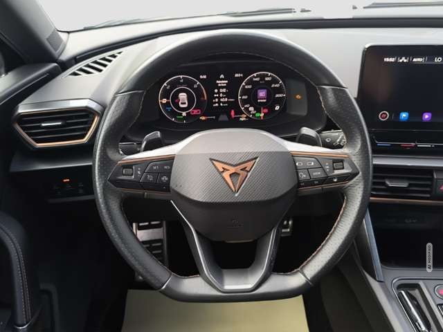 Cupra Leon 1.4 e-Hybrid DSG VZ LED NAVI PDC SHZ KEYLESS