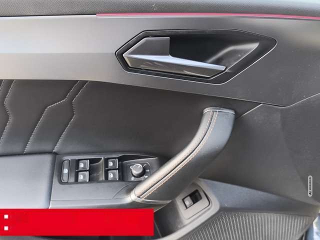 Cupra Leon 1.4 e-Hybrid DSG VZ LED NAVI PDC SHZ KEYLESS