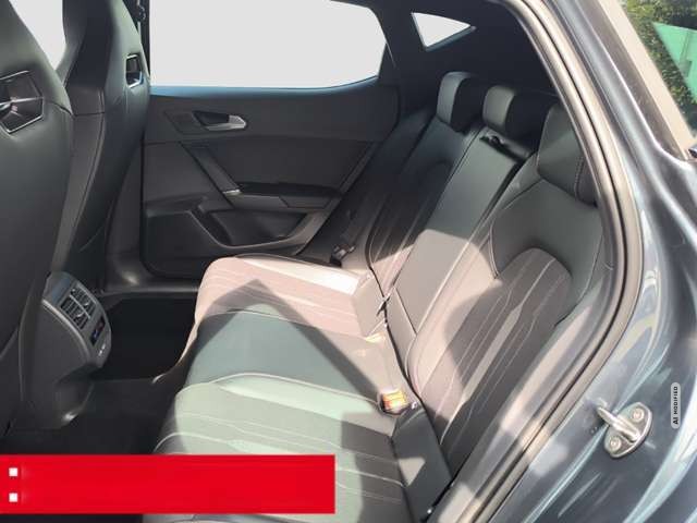 Cupra Leon 1.4 e-Hybrid DSG VZ LED NAVI PDC SHZ KEYLESS