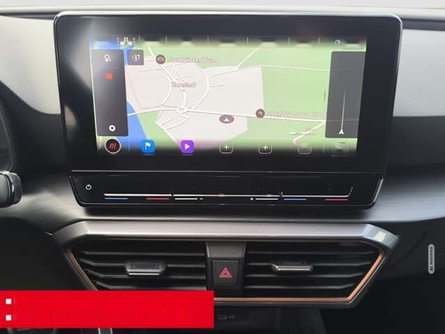 Cupra Leon 1.4 e-Hybrid DSG VZ LED NAVI PDC SHZ KEYLESS