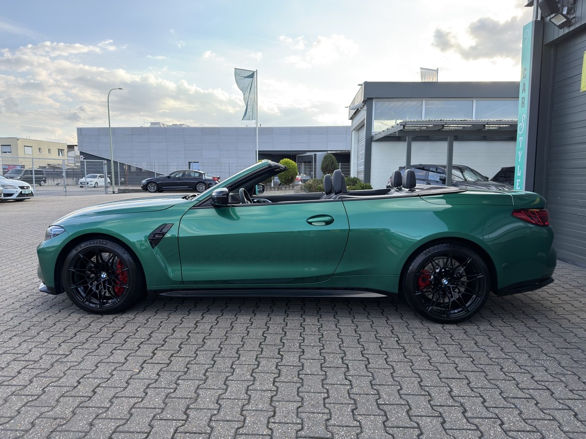 BMW M4  Competition M xDrive Cabrio LCI Carbon Assistenz