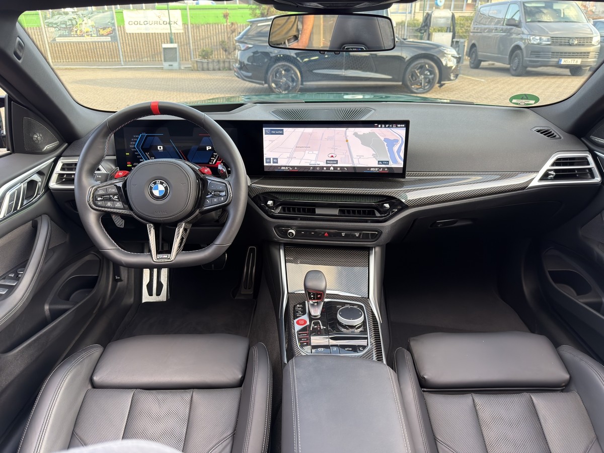 BMW M4  Competition M xDrive Cabrio LCI Carbon Assistenz