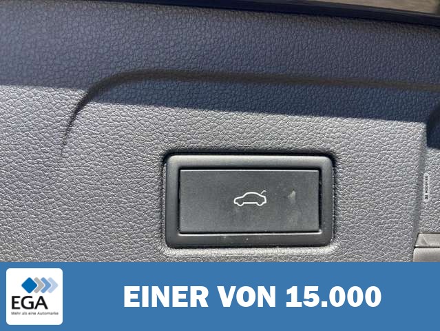 Volkswagen Touran 1.5 TSI HIGHLINE R-LINE STANDHEIZUNG+LED+
