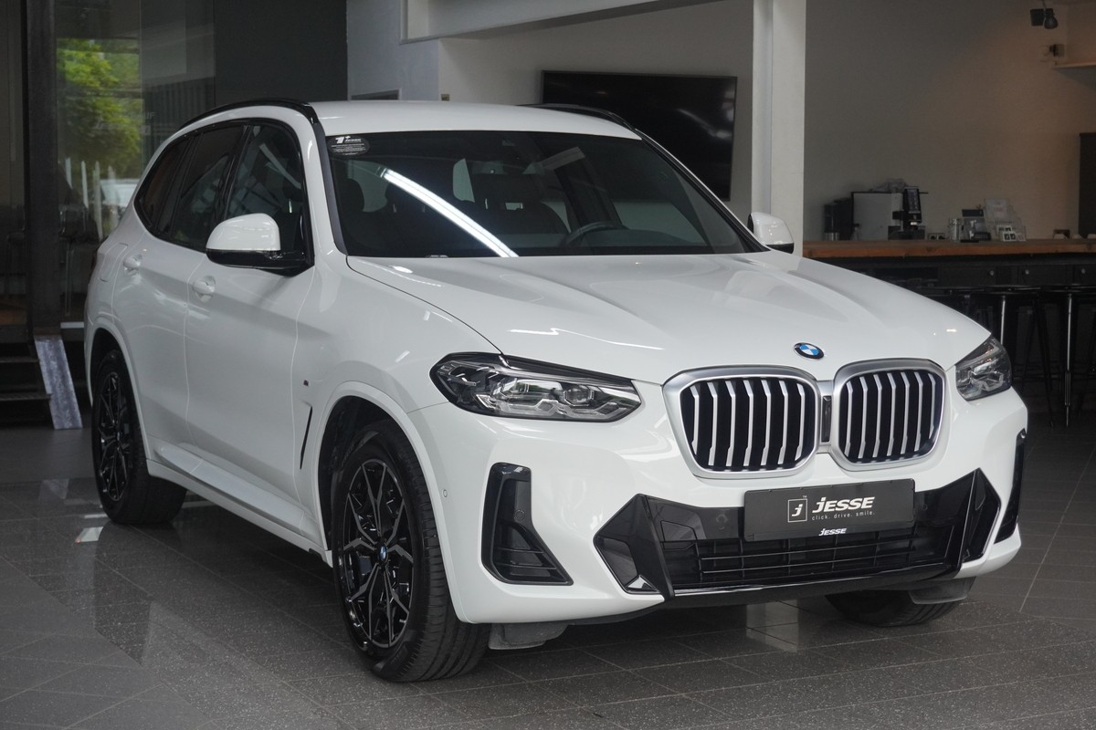 BMW X3  20i xDrive M Sport Shadow LED Leder RCAM