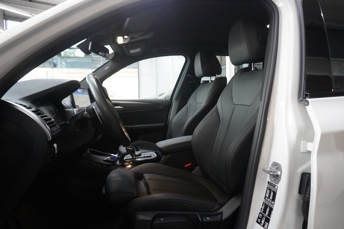 BMW X3  20i xDrive M Sport Shadow LED Leder RCAM