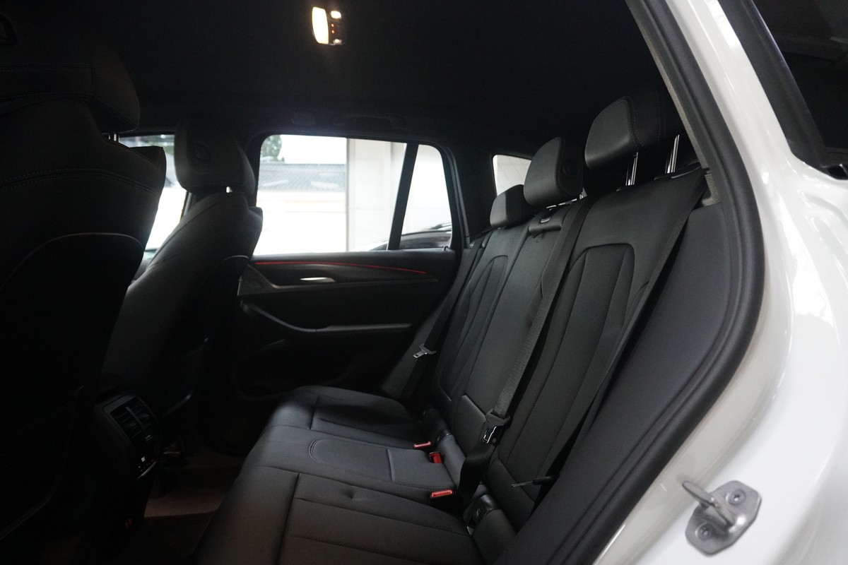 BMW X3  20i xDrive M Sport Shadow LED Leder RCAM