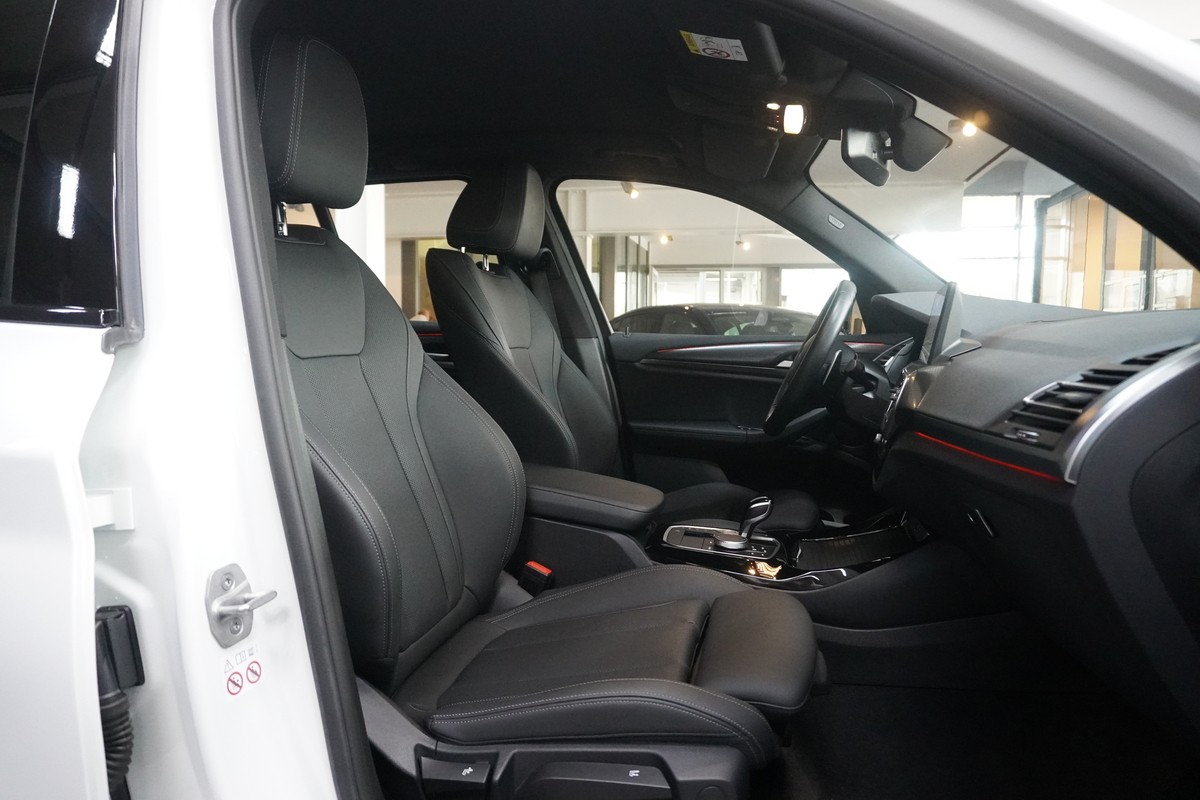 BMW X3  20i xDrive M Sport Shadow LED Leder RCAM