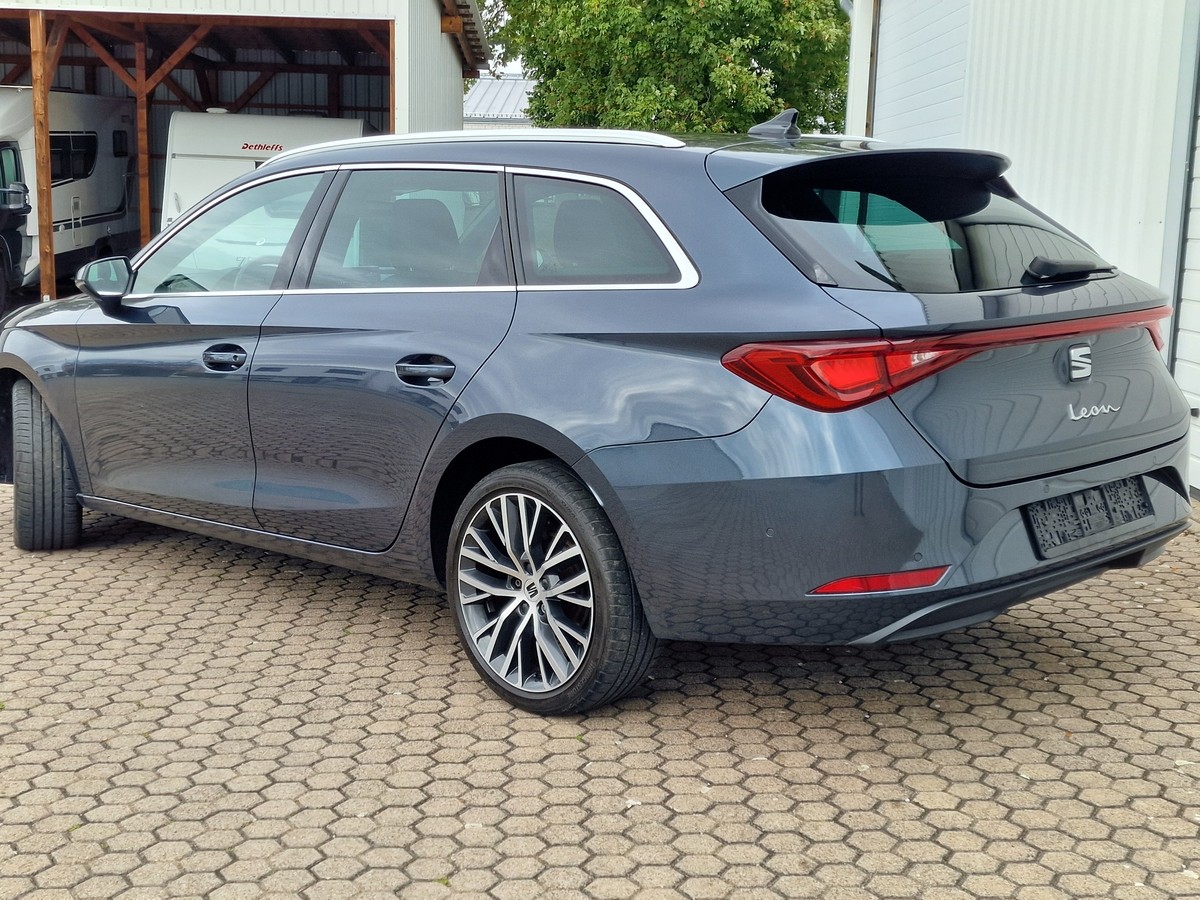 Seat Leon  ST*TSI Xcellence*Navi*LED*ACC*18 Zoll*R-Cam