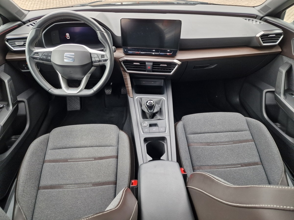 Seat Leon  ST*TSI Xcellence*Navi*LED*ACC*18 Zoll*R-Cam