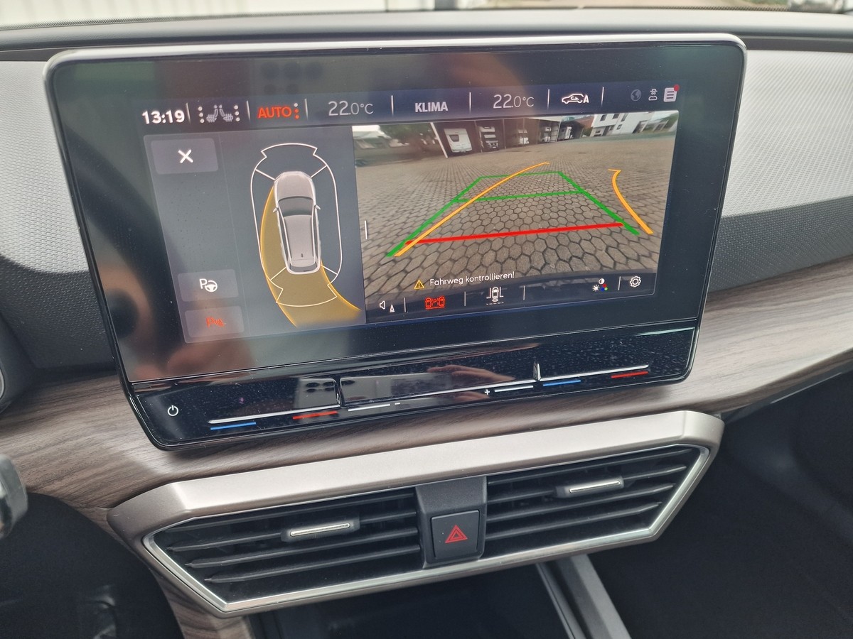 Seat Leon  ST*TSI Xcellence*Navi*LED*ACC*18 Zoll*R-Cam