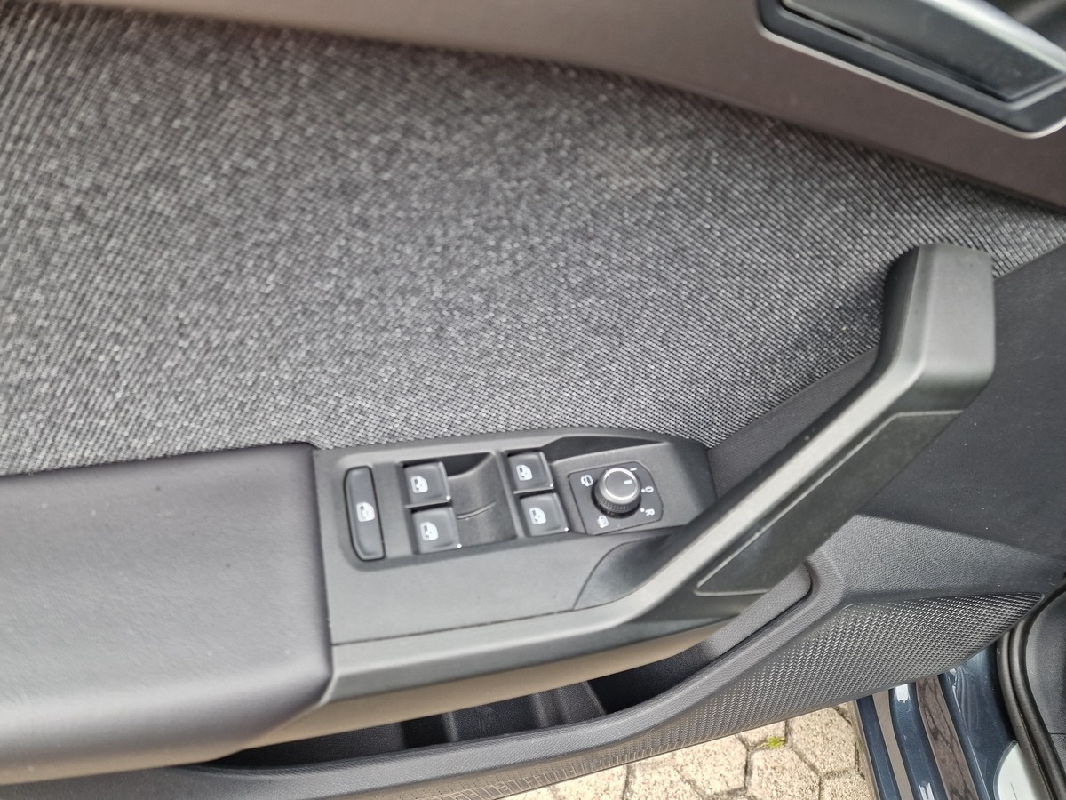 Seat Leon  ST*TSI Xcellence*Navi*LED*ACC*18 Zoll*R-Cam