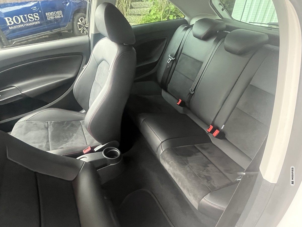 Seat Ibiza SC 1.0 TSI FR ECO NAVI KLIMA ALU PDC MFL W-PAKET SHZ