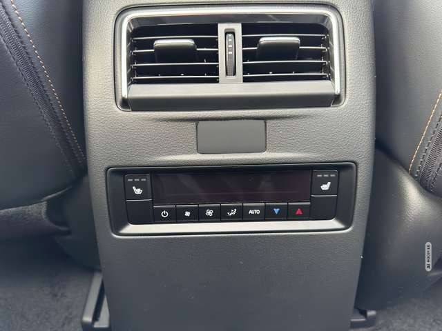 Mazda CX-80 HOMURA PLUS ++6SITZE+Matrix-LED+