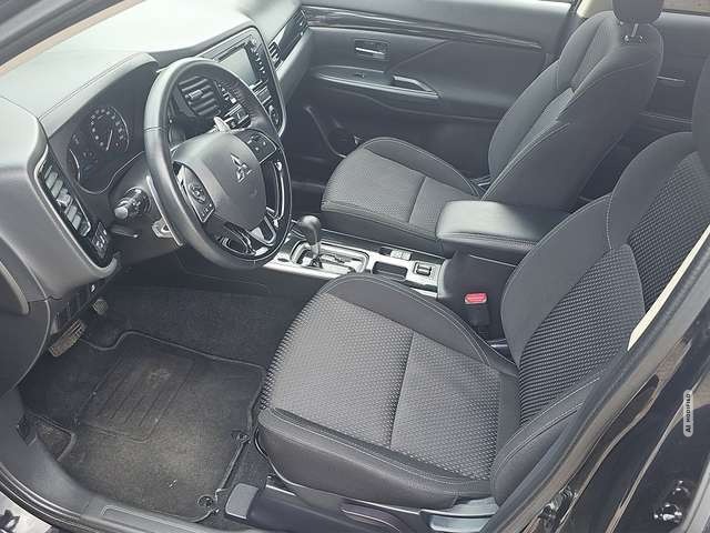 Mitsubishi Outlander ++SHZ+Tempomat+Kamera++