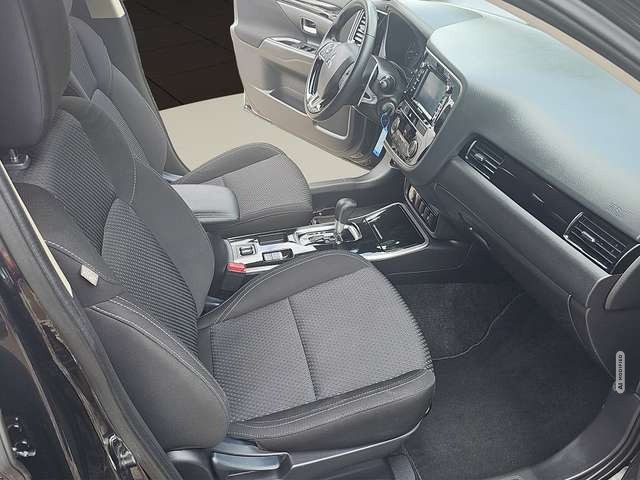 Mitsubishi Outlander ++SHZ+Tempomat+Kamera++