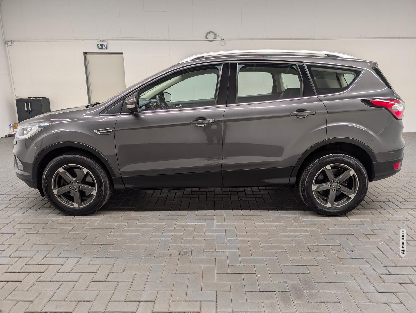 Ford Kuga Cool & Connect Navi/SHZ/AHK/PDC/GRA/17-LM