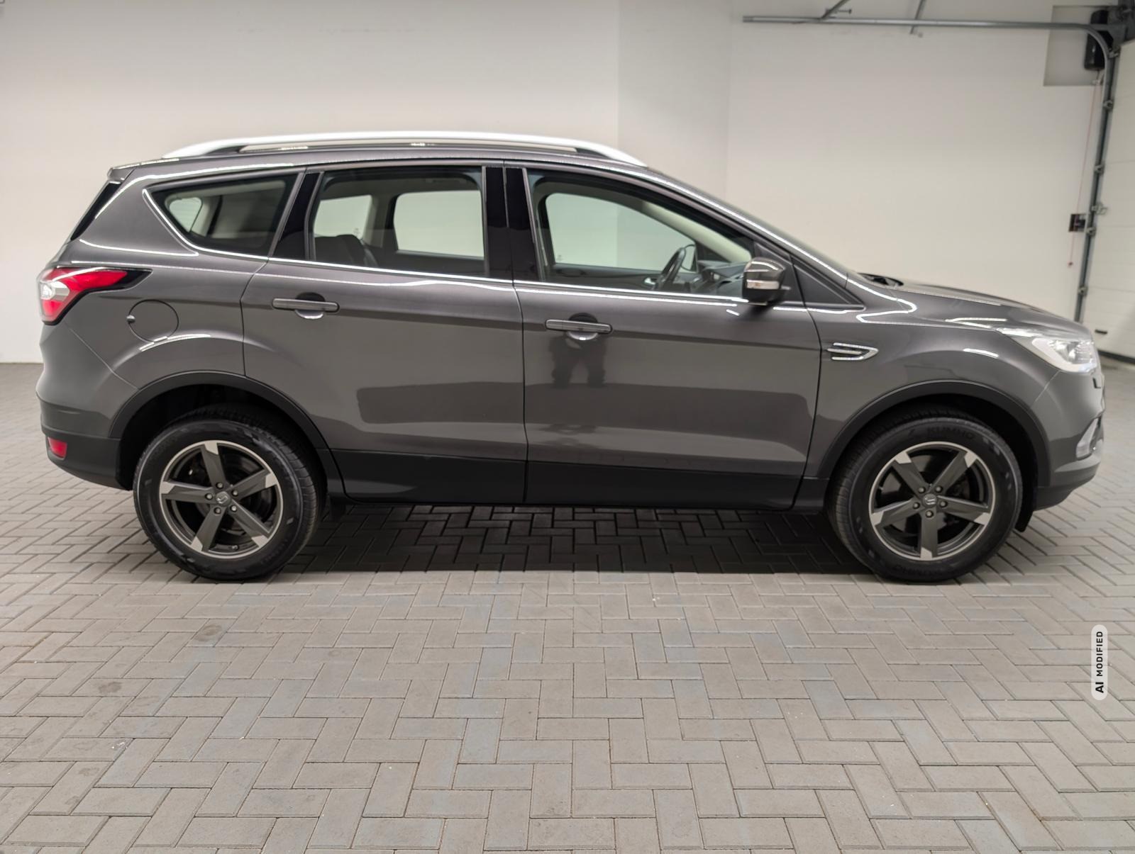 Ford Kuga Cool & Connect Navi/SHZ/AHK/PDC/GRA/17-LM