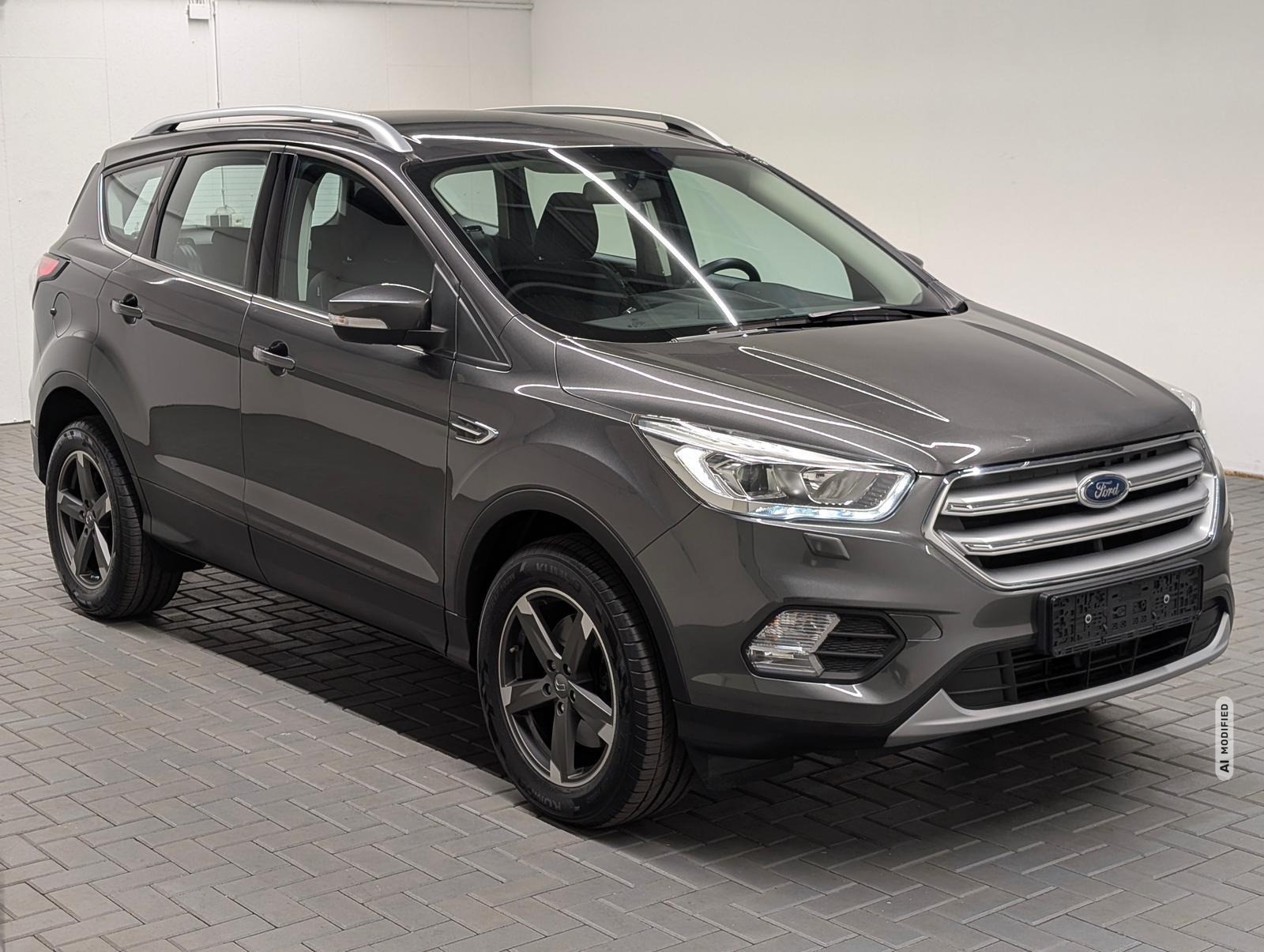 Ford Kuga Cool & Connect Navi/SHZ/AHK/PDC/GRA/17-LM