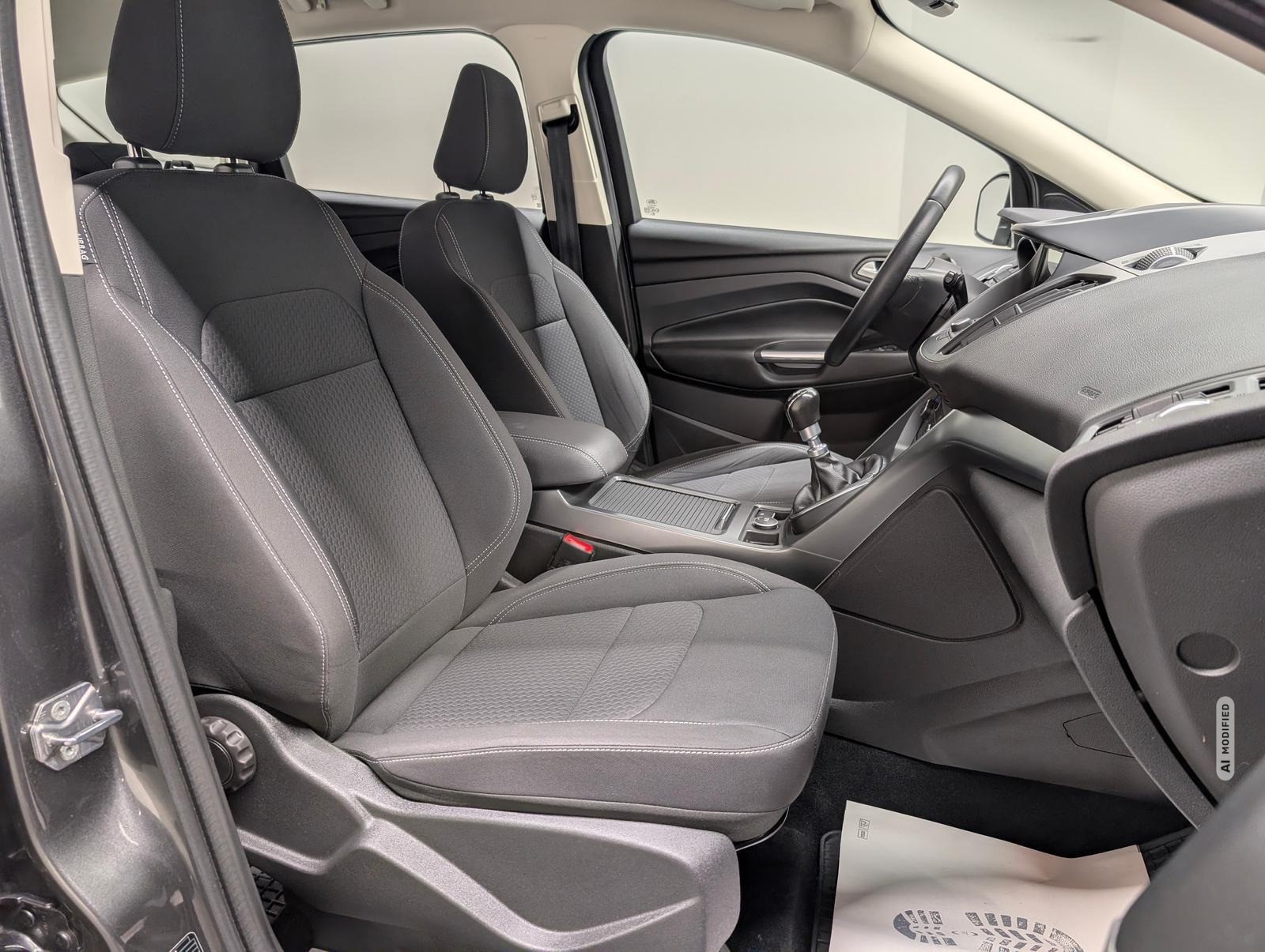 Ford Kuga Cool & Connect Navi/SHZ/AHK/PDC/GRA/17-LM