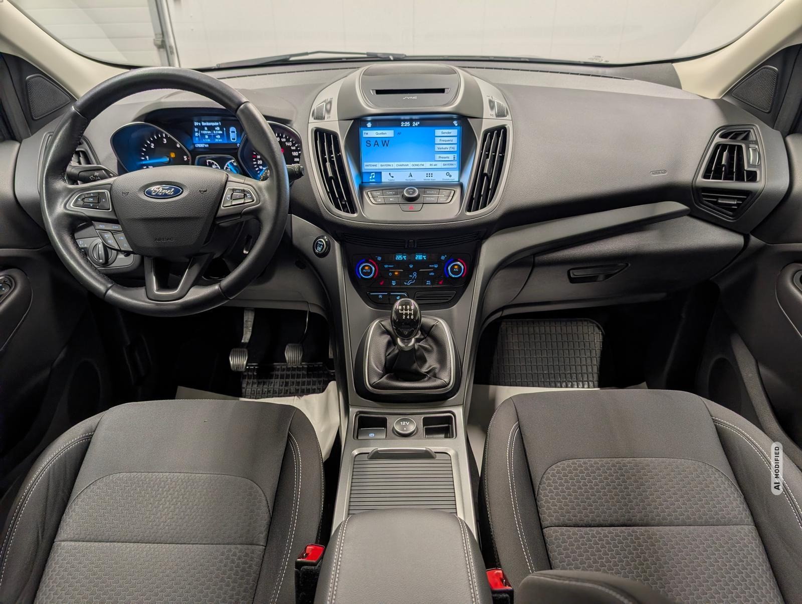 Ford Kuga Cool & Connect Navi/SHZ/AHK/PDC/GRA/17-LM