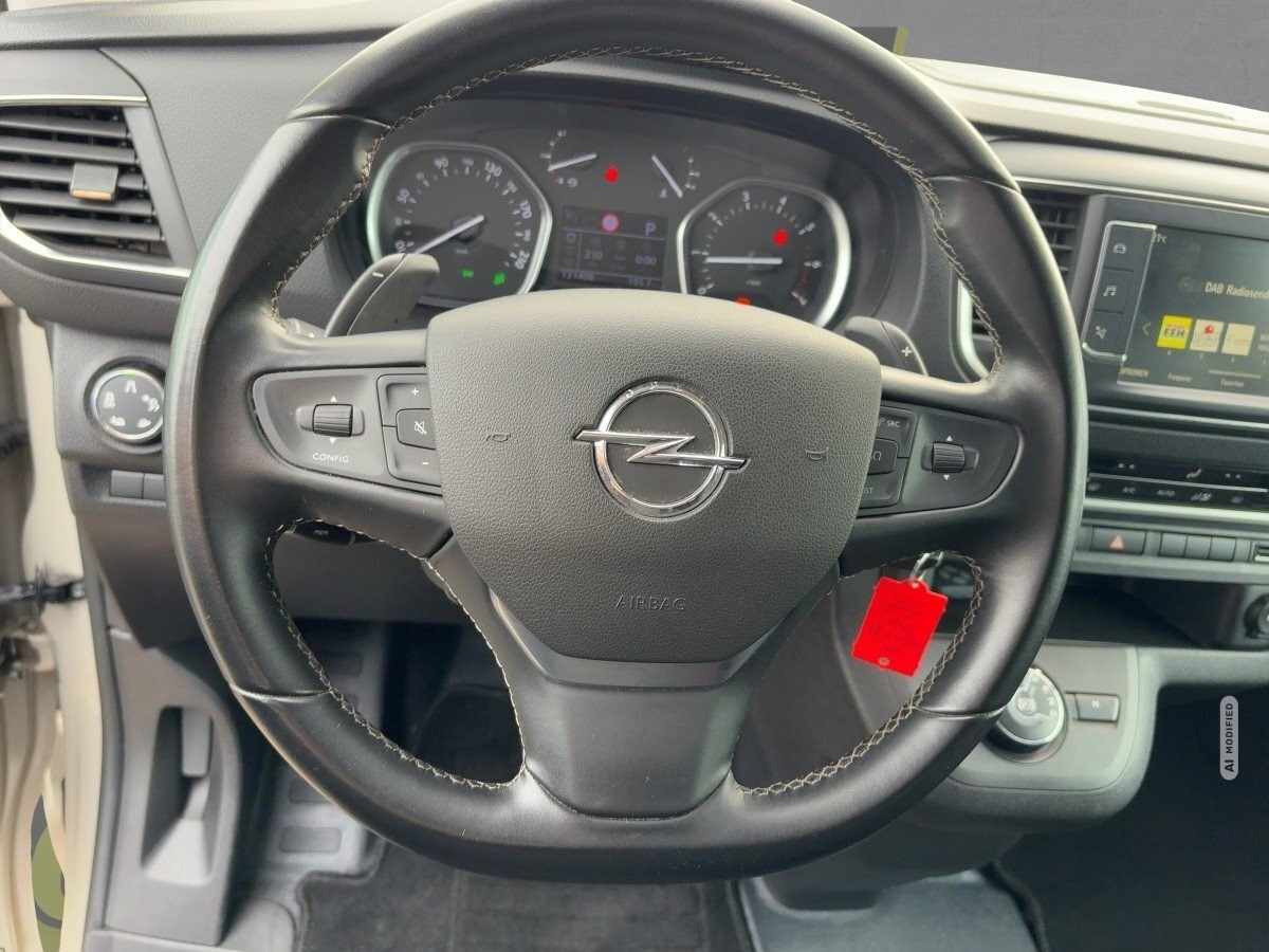 Opel Zafira Life 2.0 D Selection M AHK,ACC,RFK,AUTOM.