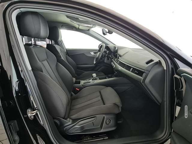 Audi A4 45 TFSI quattro, LED, Navi, Scheckheft, unfallfrei