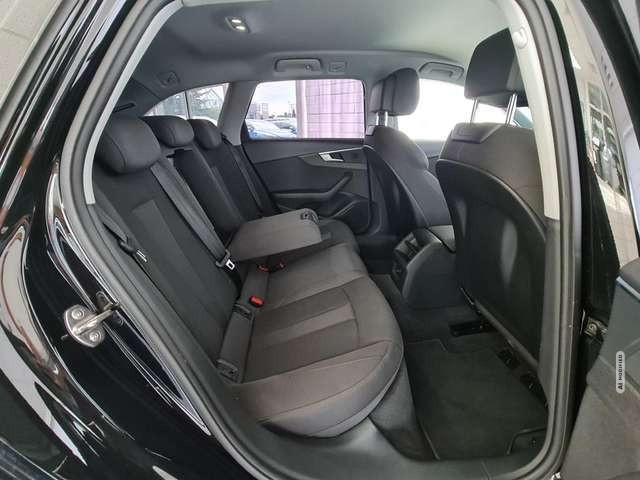 Audi A4 45 TFSI quattro, LED, Navi, Scheckheft, unfallfrei