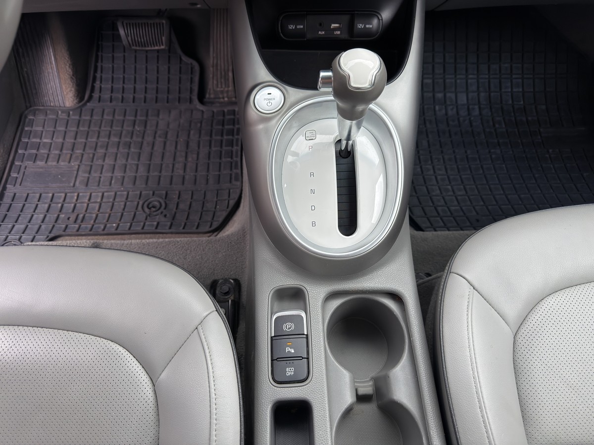 Kia Soul EV Play