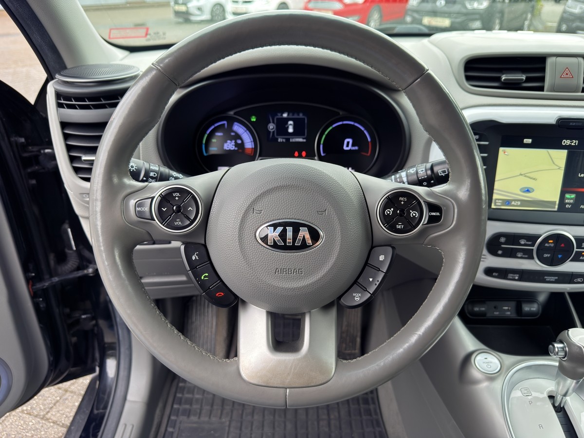 Kia Soul EV Play