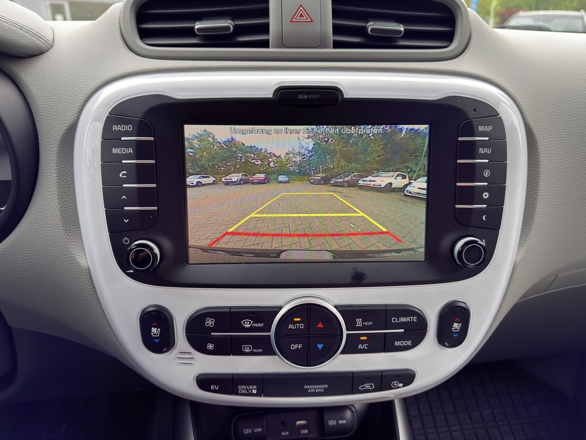 Kia Soul EV Play