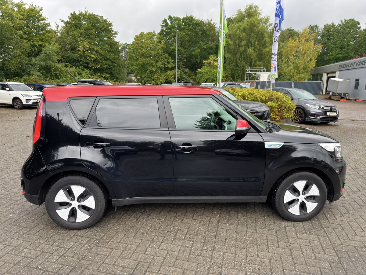 Kia Soul EV Play