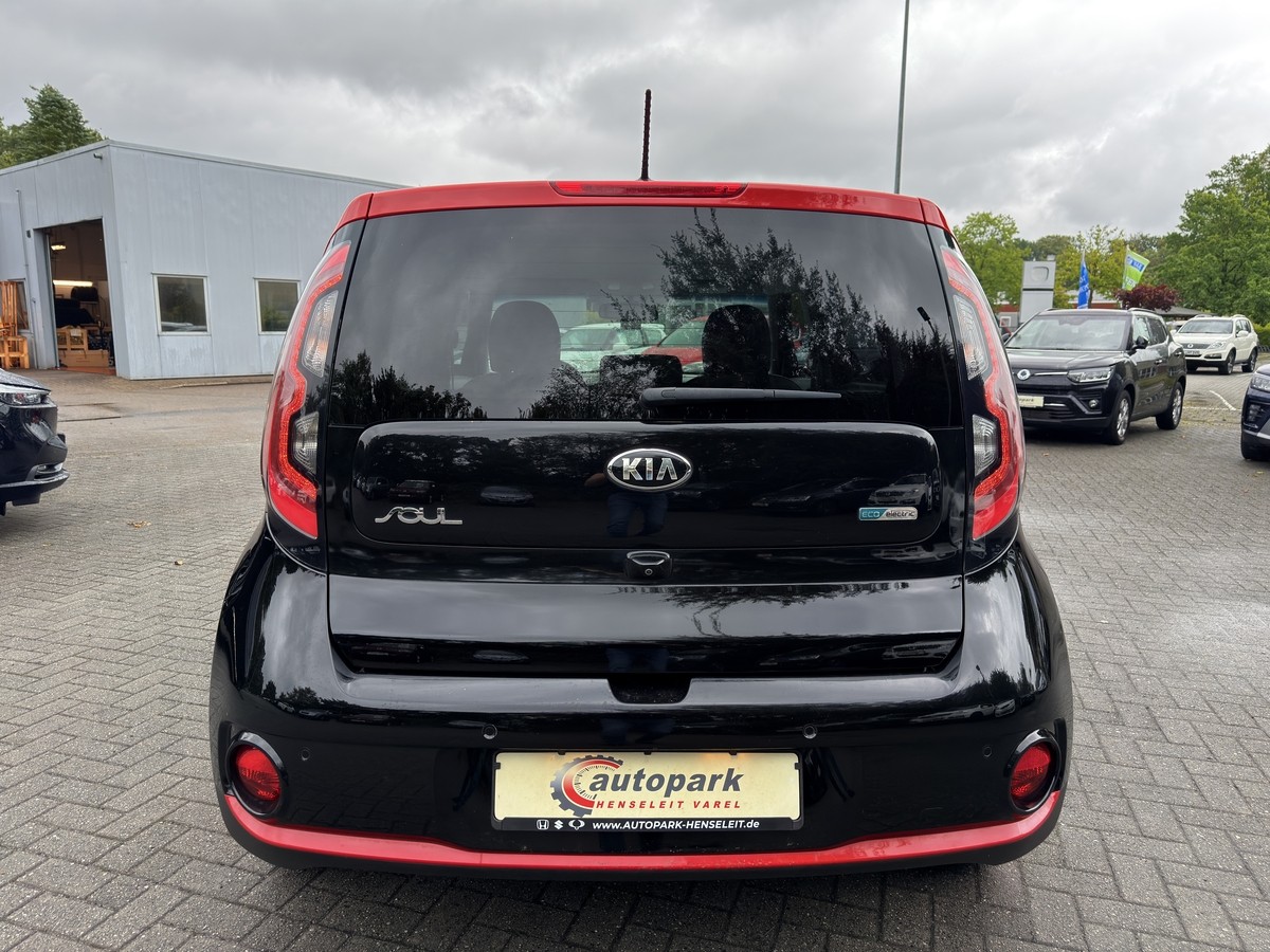 Kia Soul EV Play