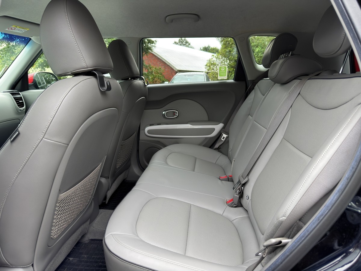 Kia Soul EV Play