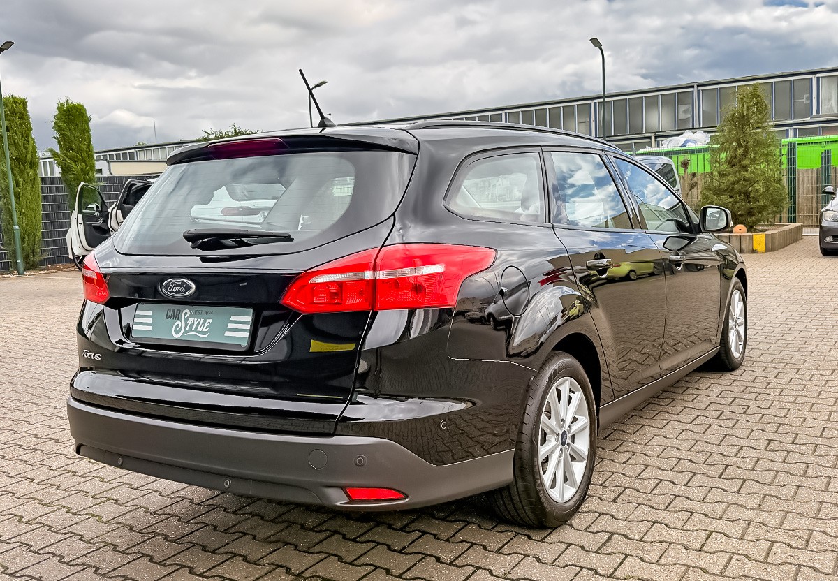 Ford Focus 1.5 TDCi Trend SHZ Easy-Driver-Paket