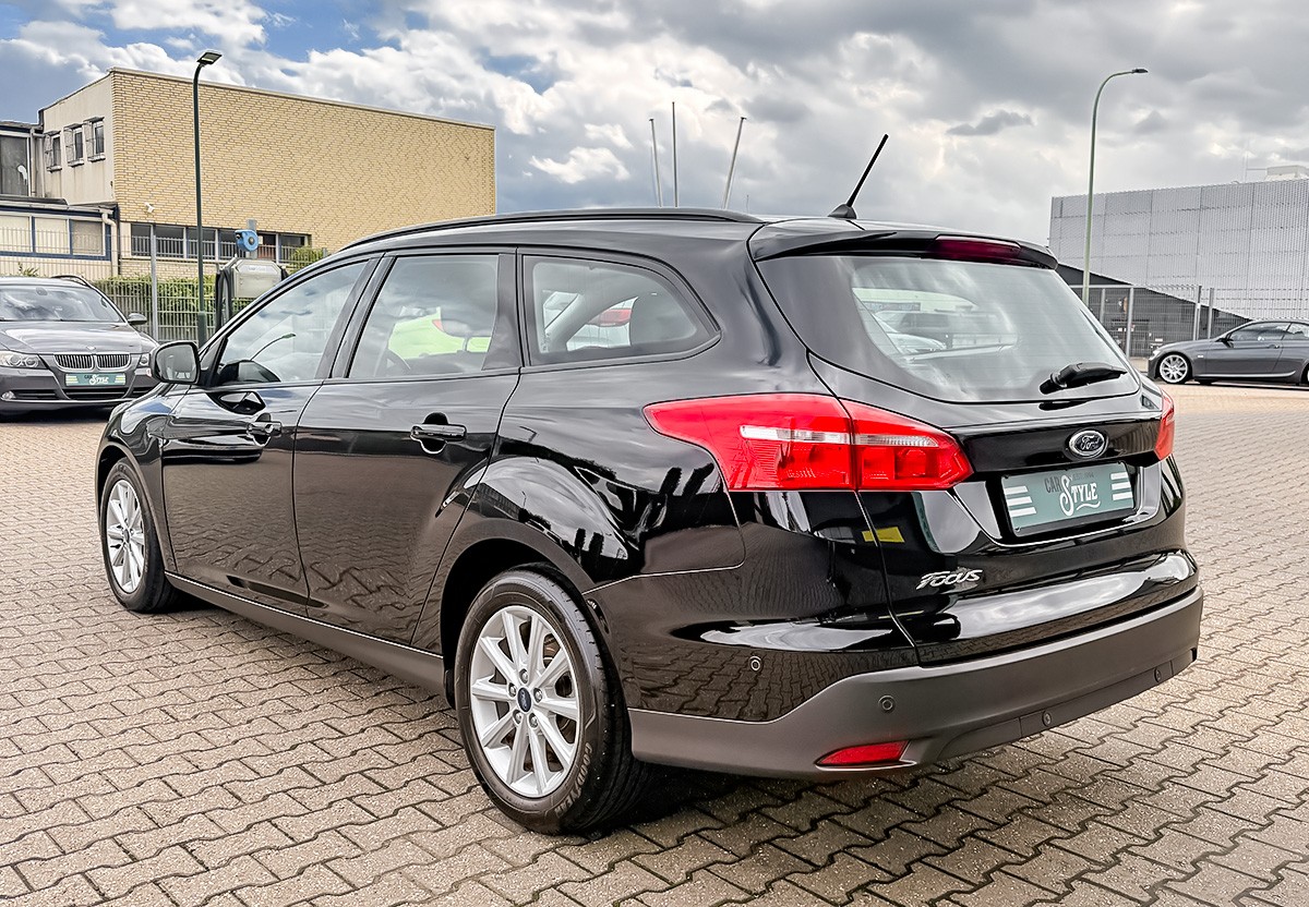 Ford Focus 1.5 TDCi Trend SHZ Easy-Driver-Paket