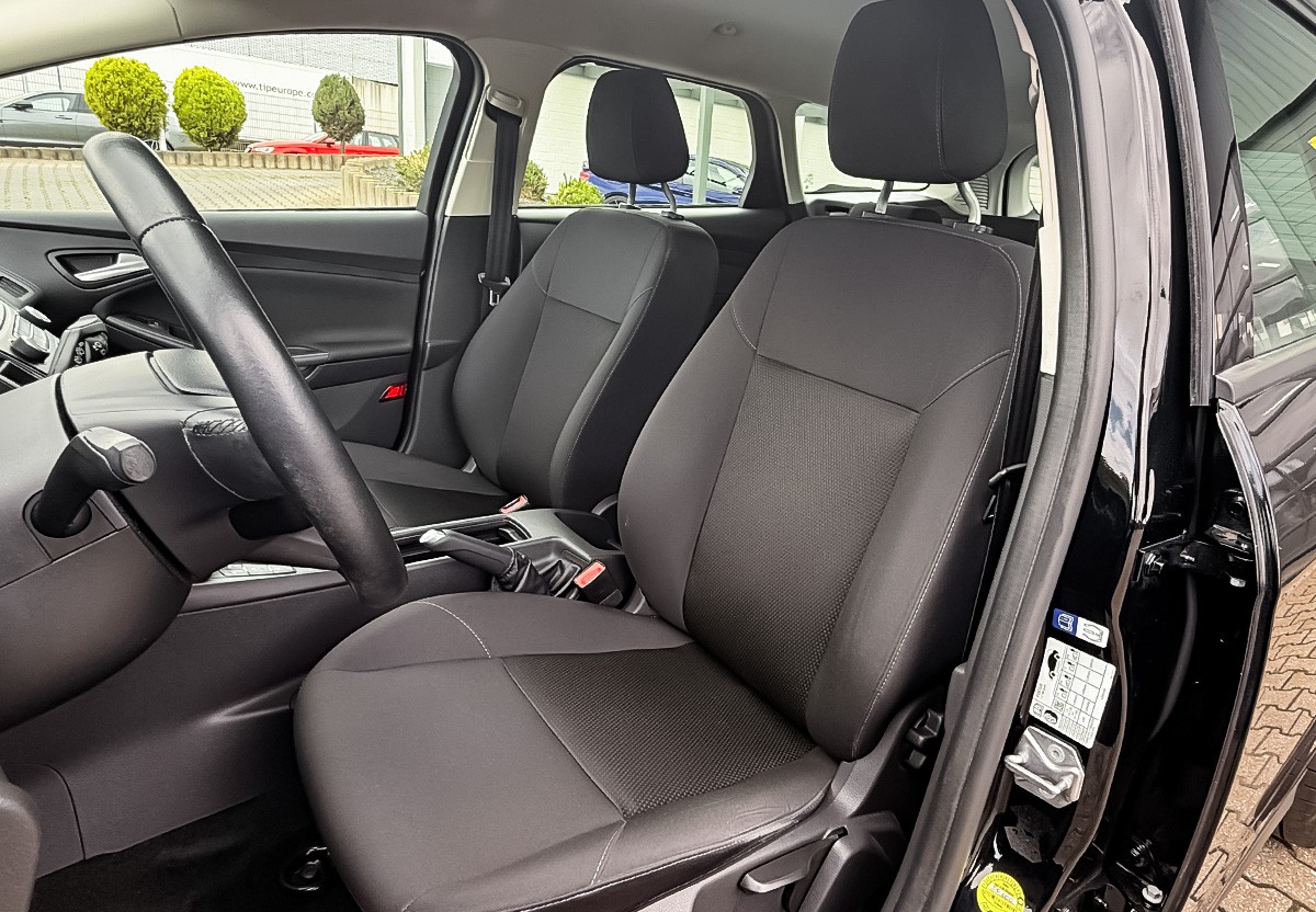 Ford Focus 1.5 TDCi Trend SHZ Easy-Driver-Paket