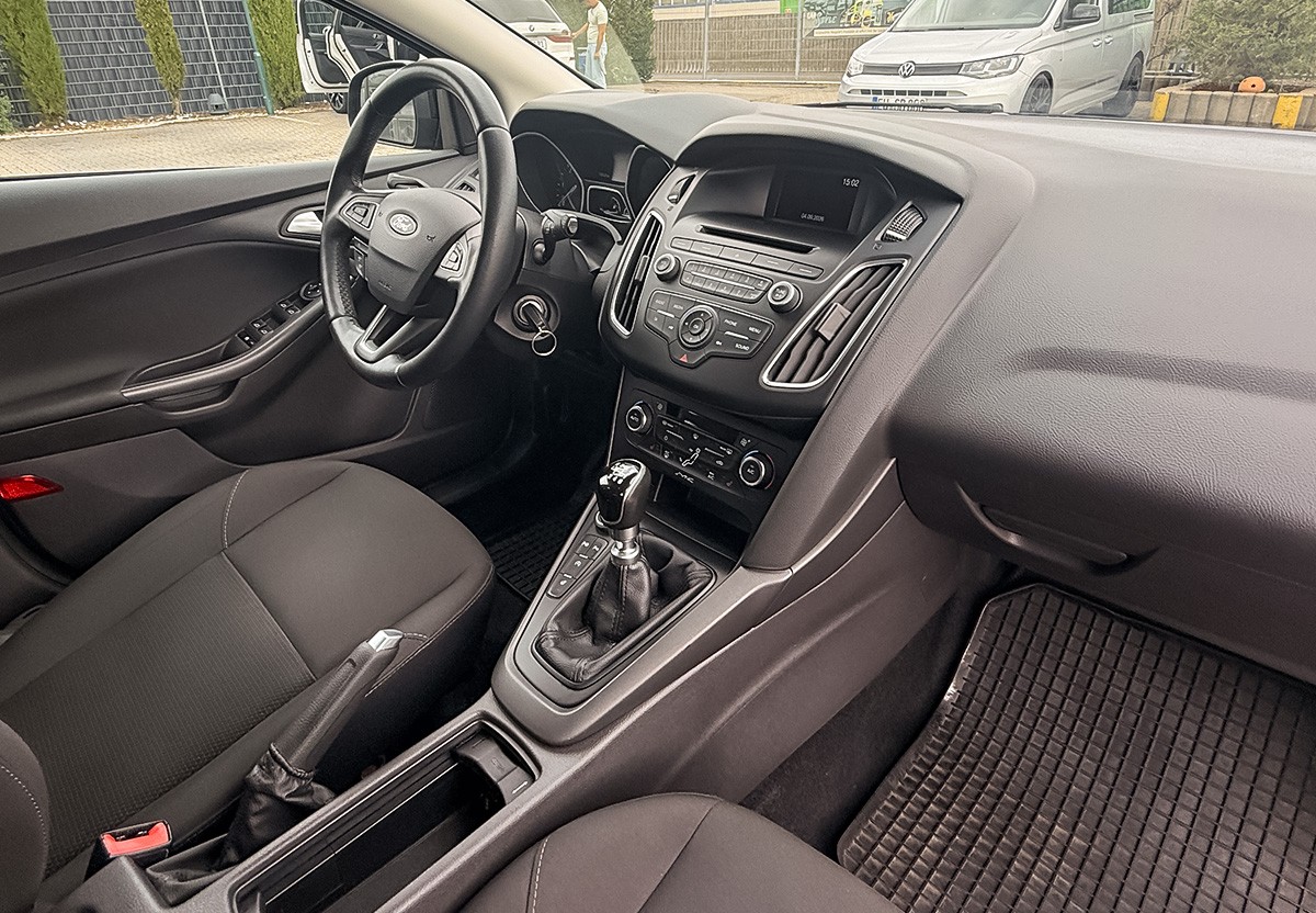 Ford Focus 1.5 TDCi Trend SHZ Easy-Driver-Paket