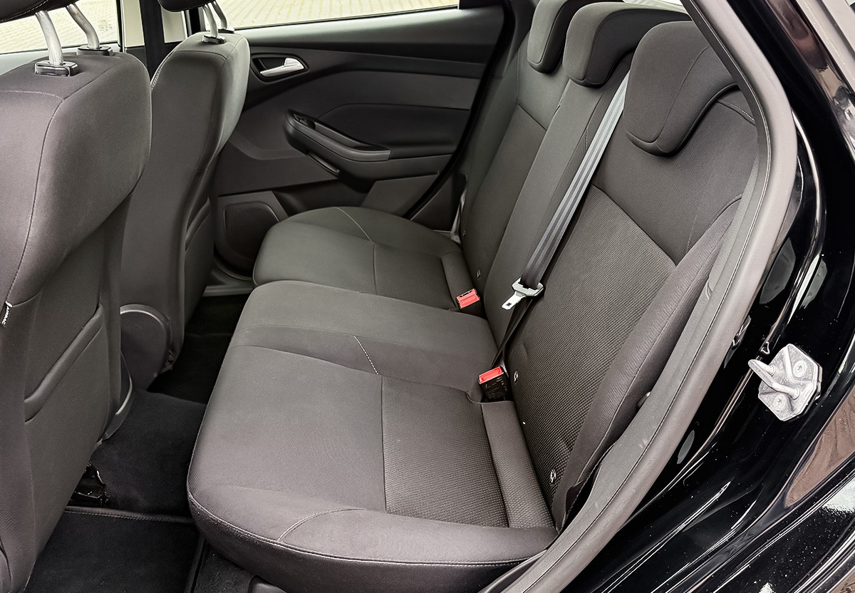 Ford Focus 1.5 TDCi Trend SHZ Easy-Driver-Paket