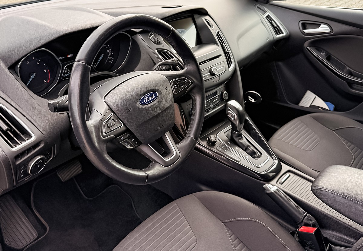 Ford Focus 2.0 TDCi Titanium SHZ RFK Navi