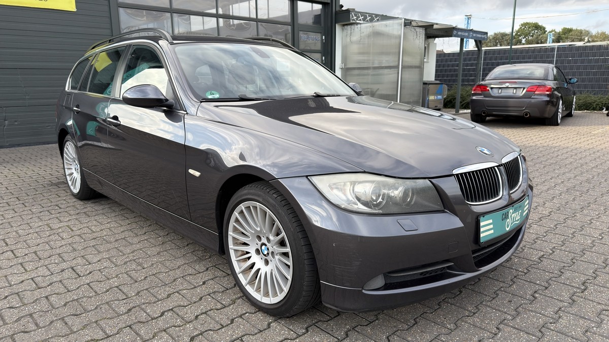 BMW 325 i xDrive Touring SHZ Bi-Xenon 