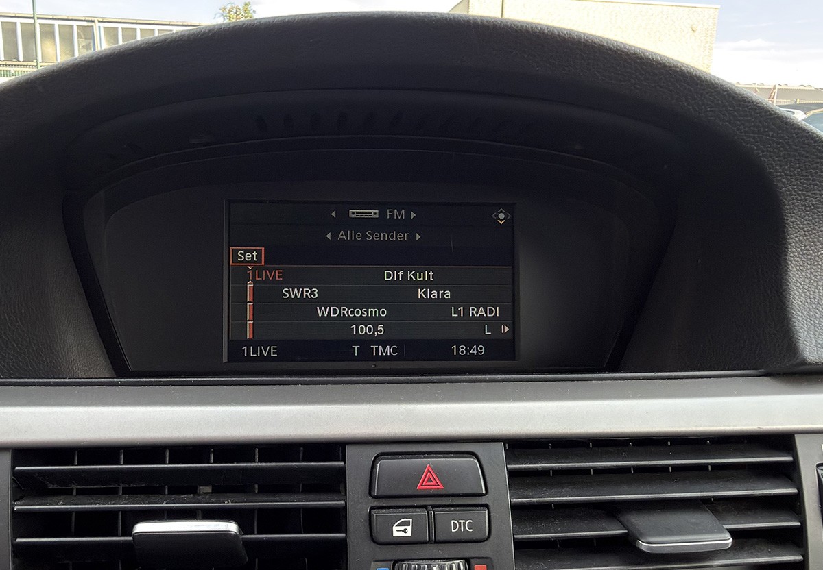 BMW 325 i xDrive Touring SHZ Bi-Xenon 