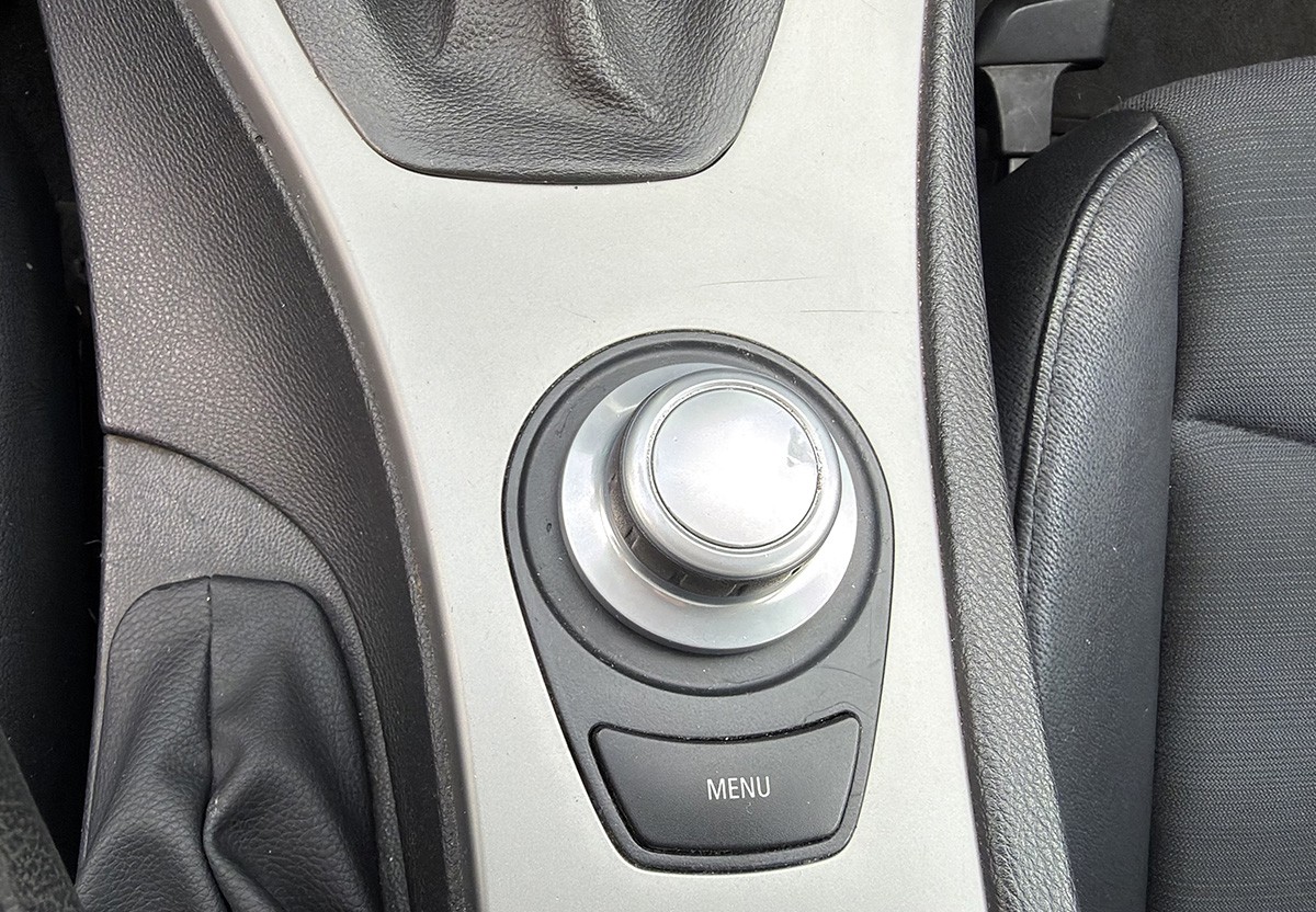 BMW 325 i xDrive Touring SHZ Bi-Xenon 