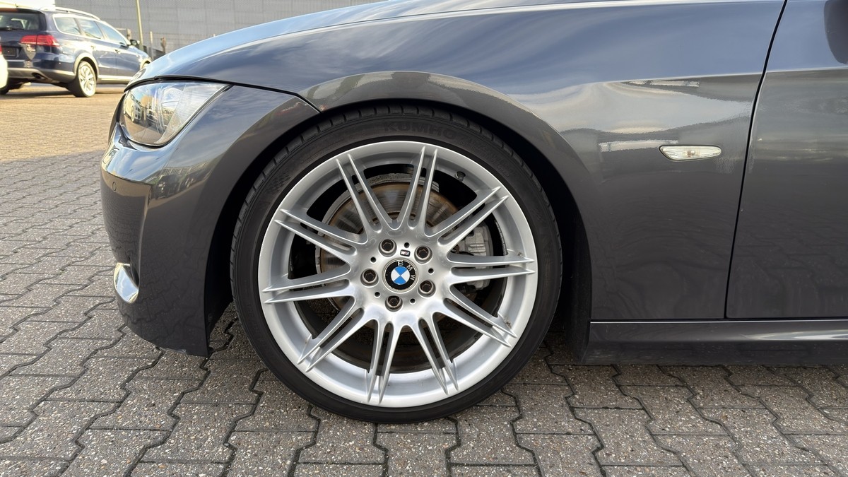 BMW 325i Cabrio M Sport Paket HiFi SHZ 19