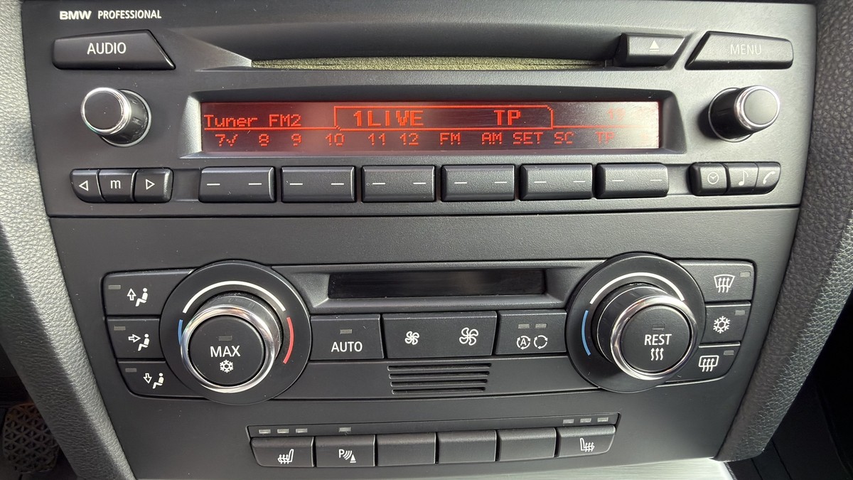 BMW 325i Cabrio M Sport Paket HiFi SHZ 19